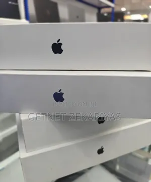 New Laptop Apple MacBook Pro 2025 M5 36GB Apple M5 Pro SSD 2T