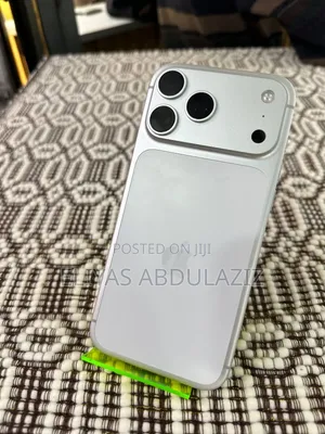 New Apple iPhone 17 Pro Max 512 GB Silver