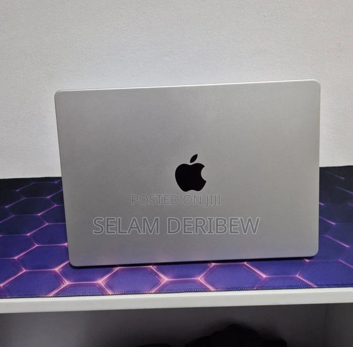 New Laptop Apple MacBook Pro 2024 M4 16GB Apple M4 Pro SSD 512GB