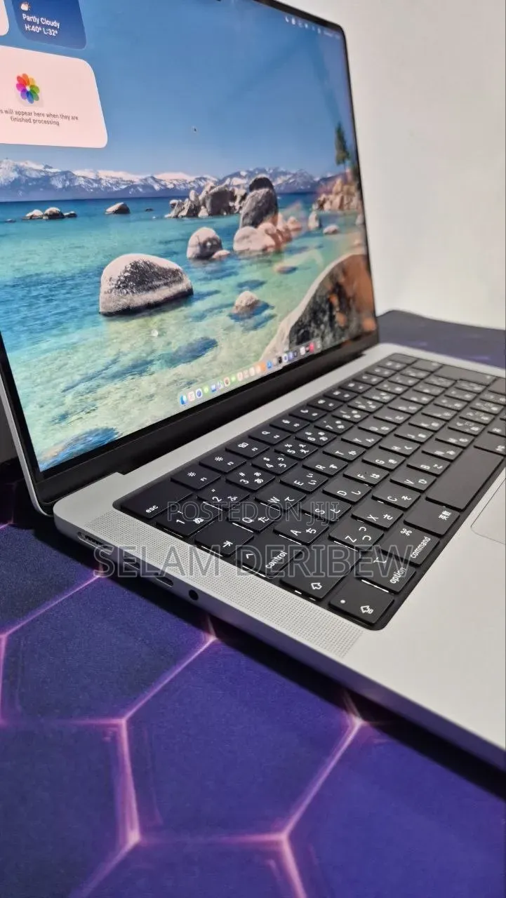 New Laptop Apple MacBook Pro 2024 M4 16GB Apple M4 Pro SSD 512GB
