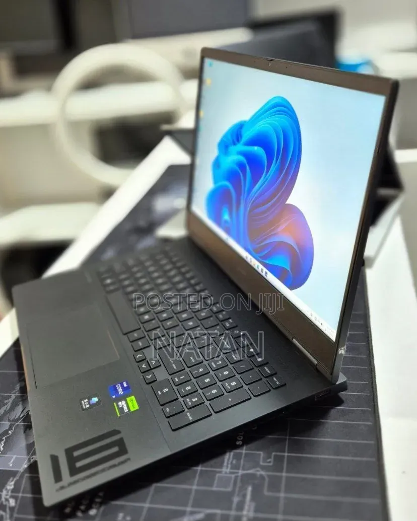 New Laptop HP Omen 16 16GB Intel Core i9 SSD 1T