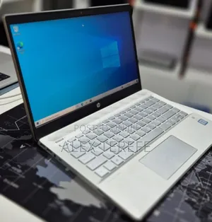 New Laptop HP Pavilion 14 8GB Intel Core i5 SSD 256GB