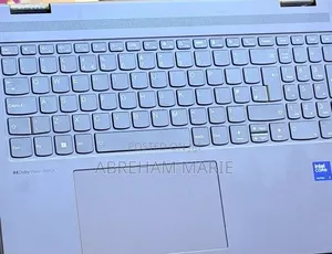 New Laptop Lenovo Yoga 7i 16GB Intel Core Ultra 7 SSD 512GB