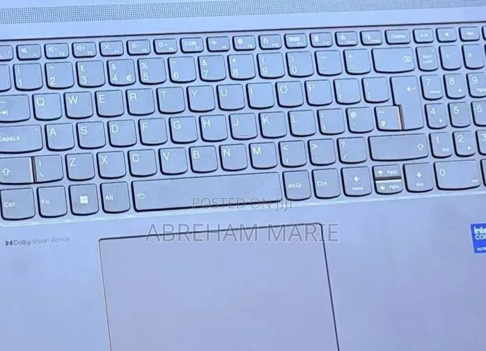 New Laptop Lenovo Yoga 7i 16GB Intel Core Ultra 7 SSD 512GB