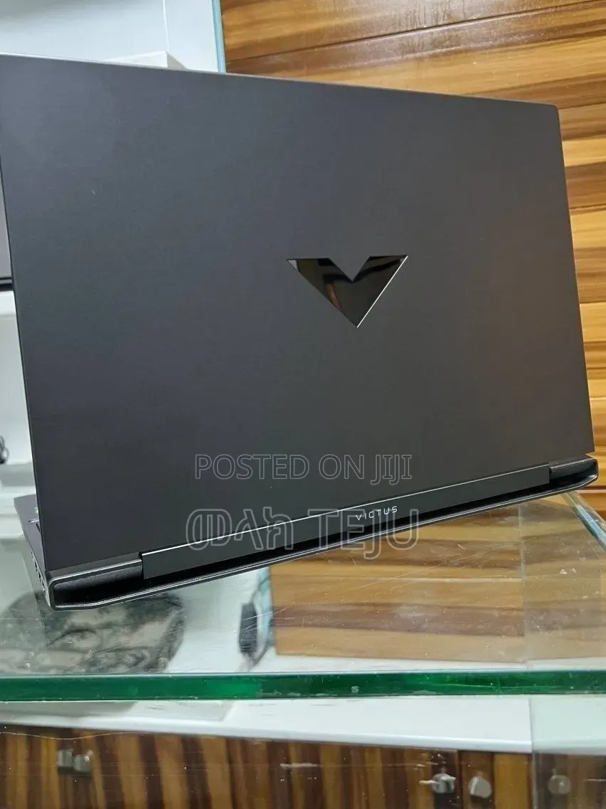 New Laptop HP Victus 16 16GB AMD Ryzen 5 SSD 512GB