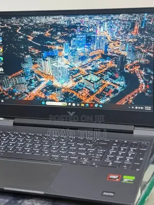 New Laptop HP Victus 16 16GB AMD Ryzen 5 SSD 512GB