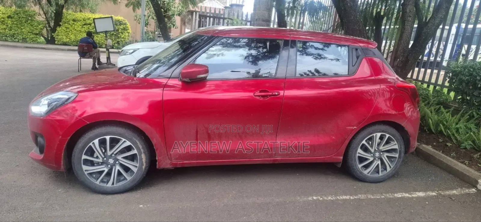 Suzuki Swift 2022 Red