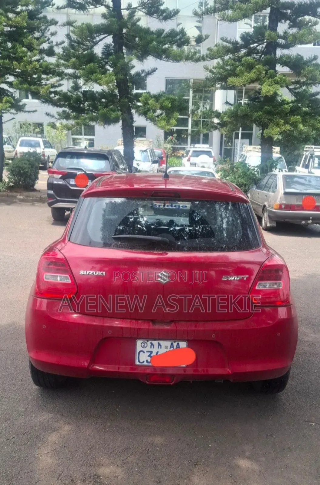 Suzuki Swift 2022 Red