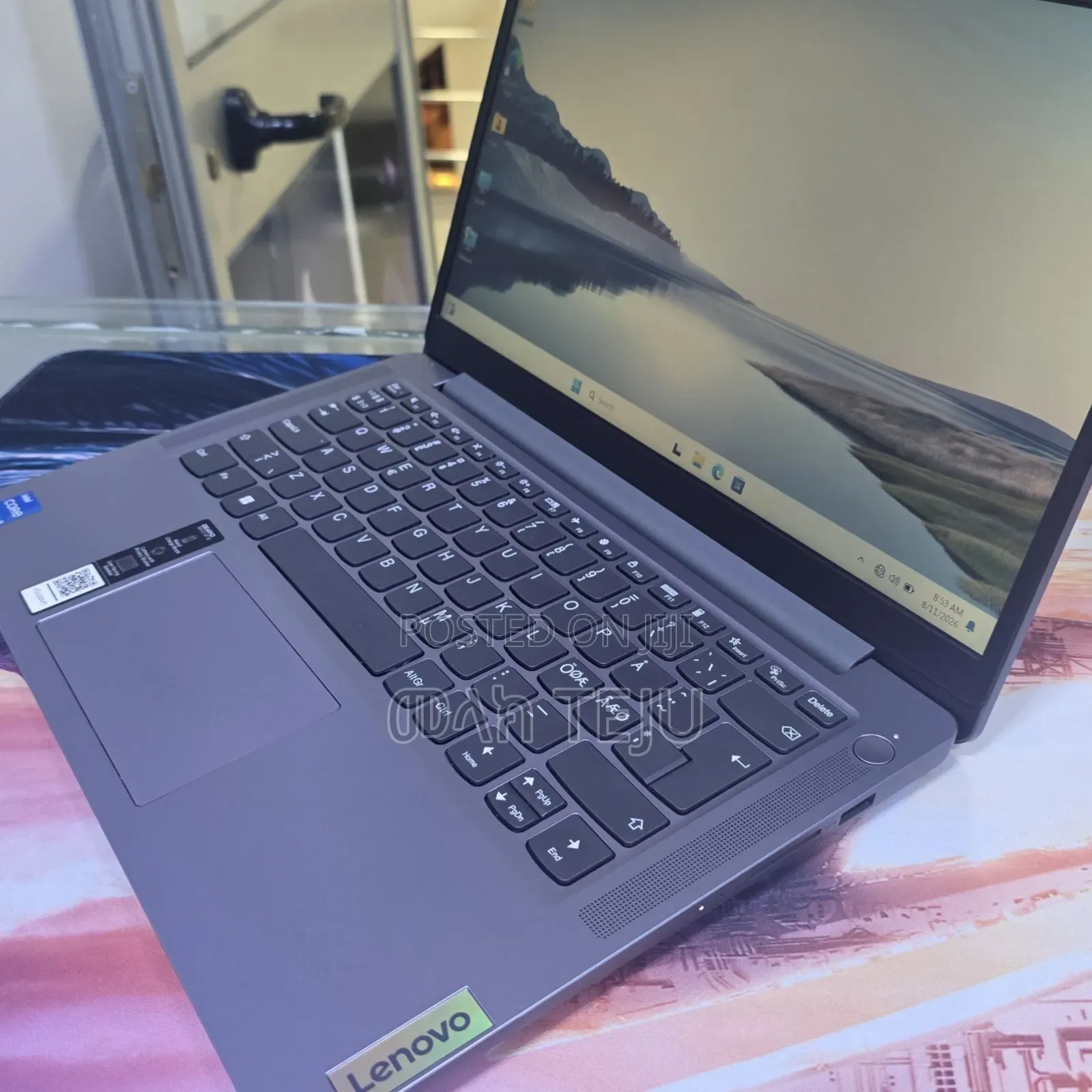 New Laptop Lenovo ThinkPad Yoga 8GB Intel Core i5 SSD 512GB