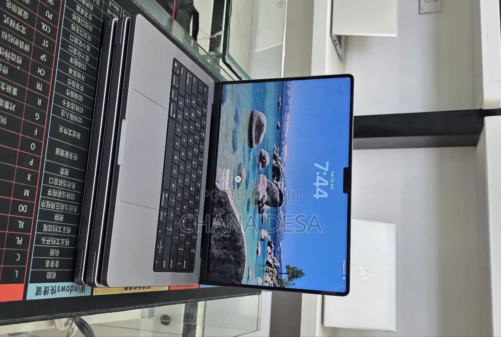New Laptop Apple MacBook Pro 2021 M1 16GB Apple M1 Pro SSD 512GB