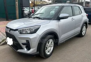 Toyota Raize 2022 Silver