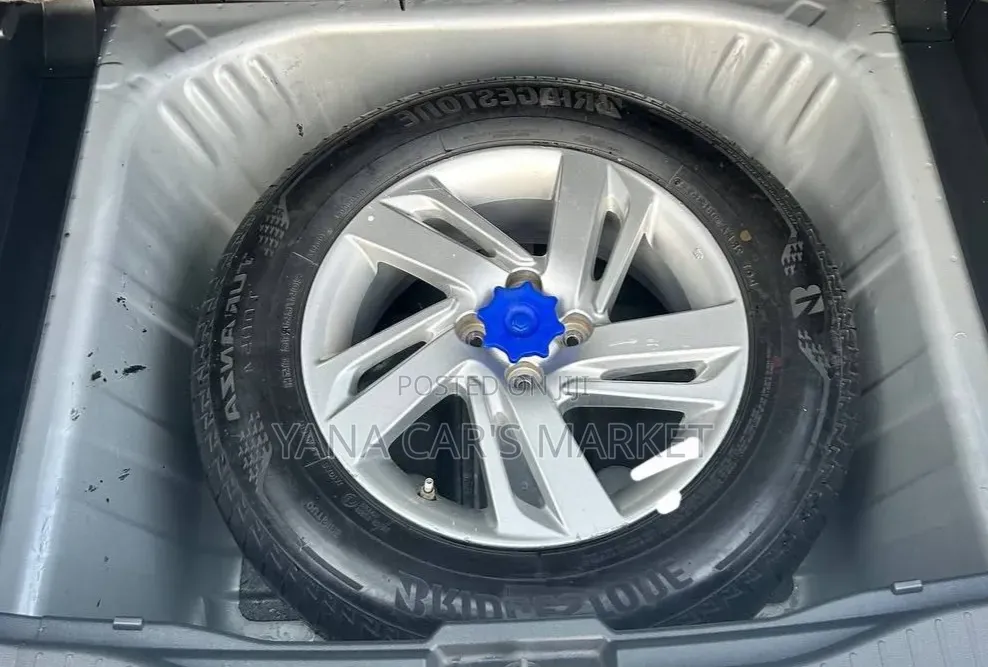 Toyota Raize 2022 Silver