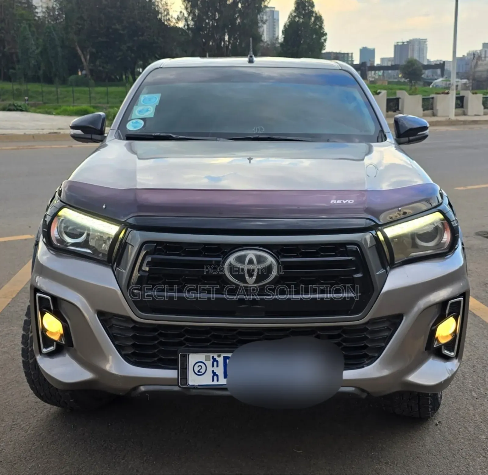 Toyota Hilux 2020 Brown