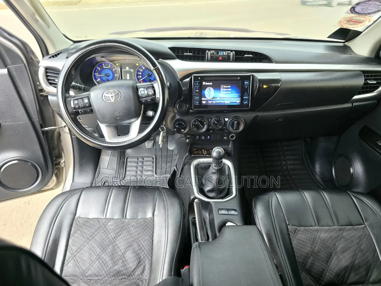 Toyota Hilux 2020 Brown