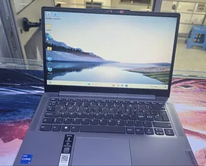 New Laptop Lenovo 8GB Intel Core i7 SSD 512GB