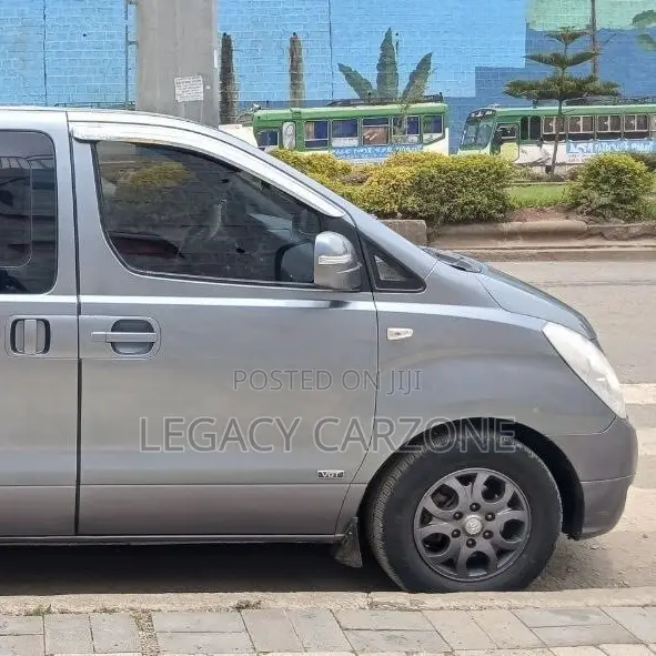Hyundai Starex 2013 Silver