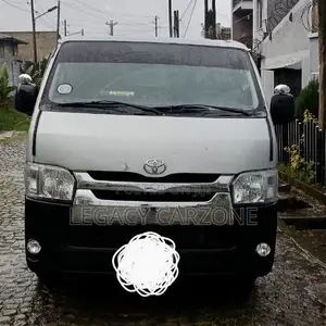 Toyota HiAce 2007 Silver