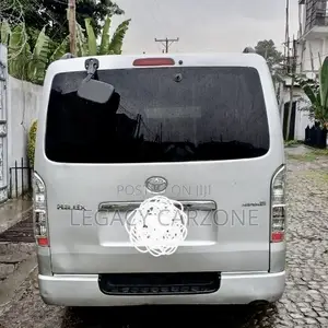 Toyota HiAce 2007 Silver