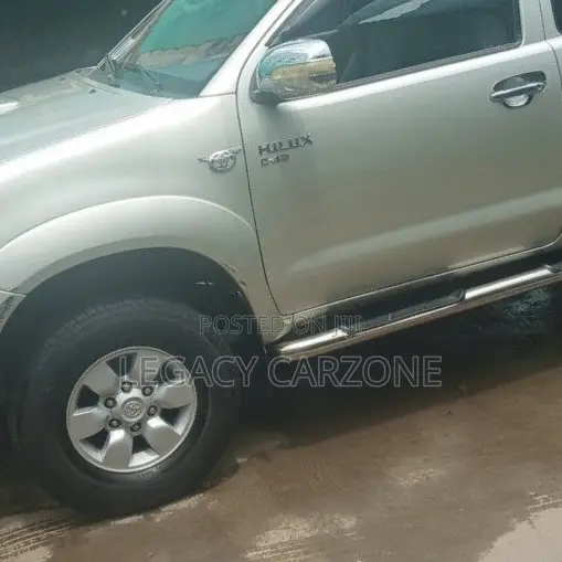 Toyota Hilux 2008 Gold