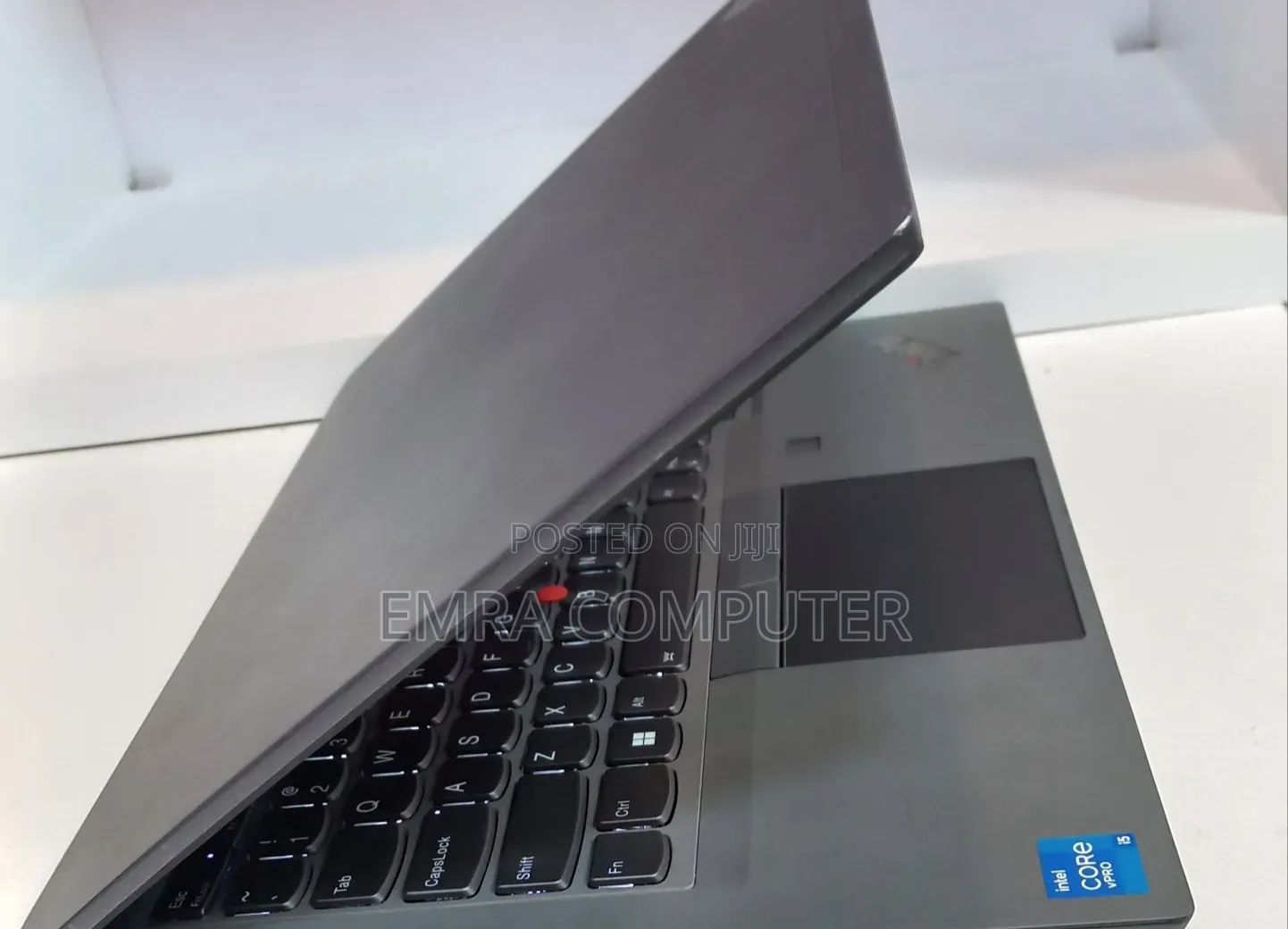 New Laptop Lenovo 16GB Intel Core i5 SSD 512GB