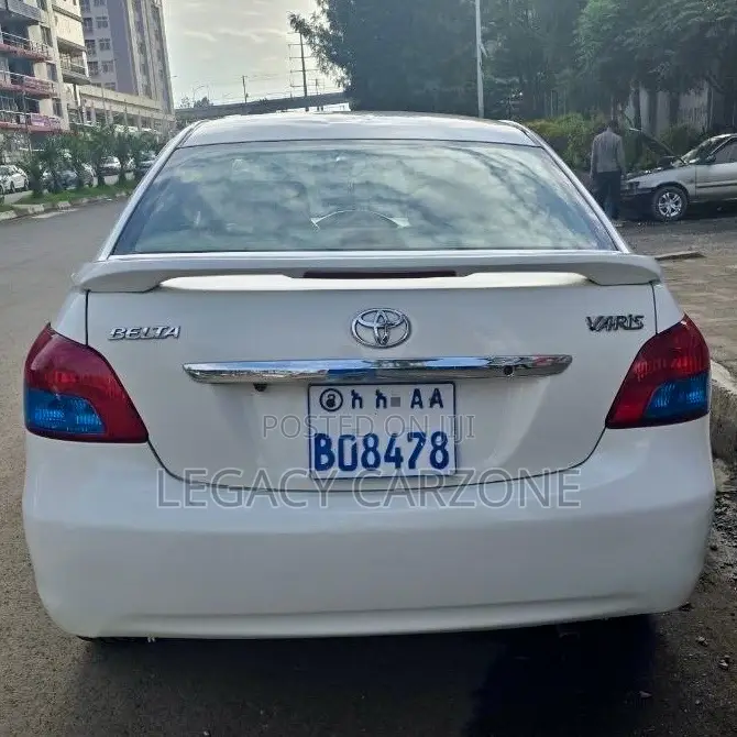 Toyota Yaris 2008 White