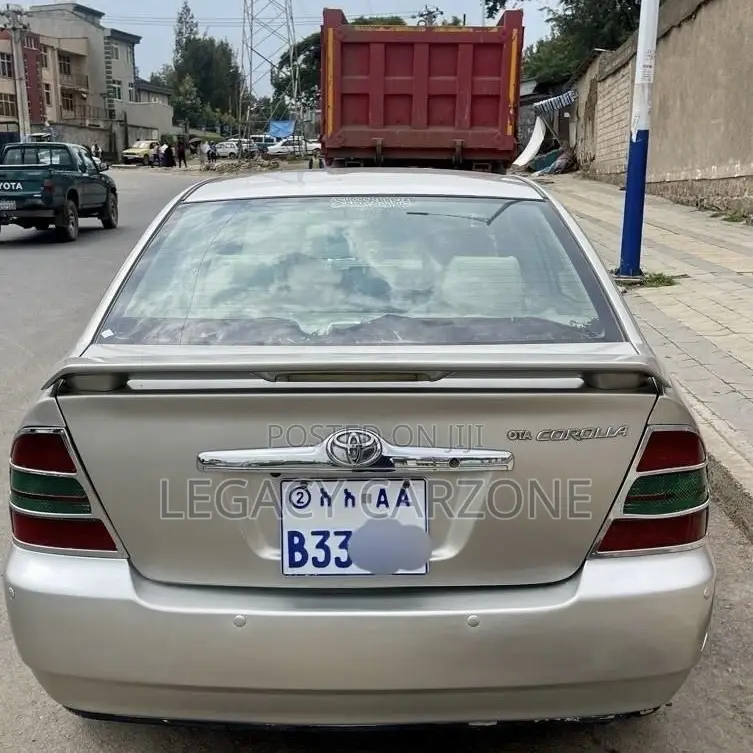 Toyota Corolla 2004 Silver