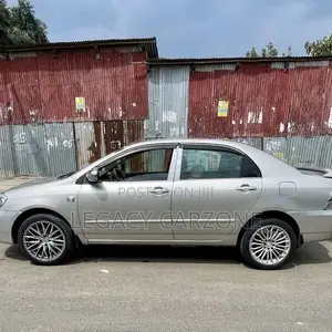 Toyota Corolla 2004 Silver