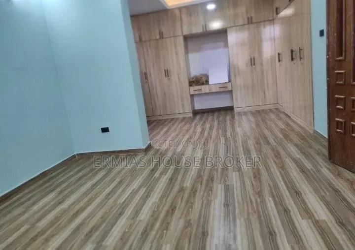 Furnished 7bdrm House in ሀያት, Yeka for sale