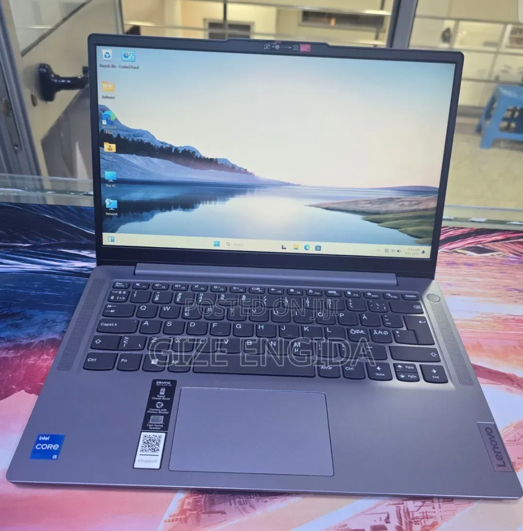New Laptop Lenovo Ideapad 3 8GB Intel Core i5 SSD 512GB