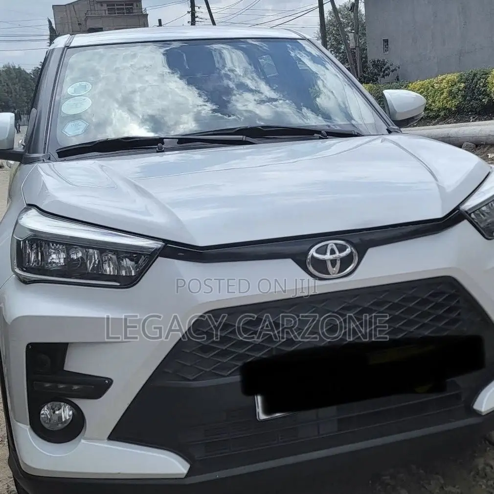 Toyota Raize 2022 White