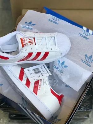 Adidas Superstar