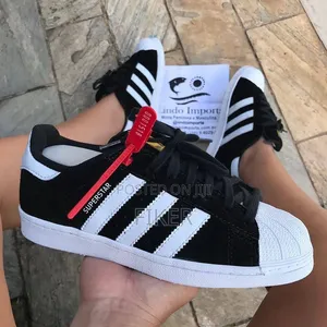 Adidas Superstar