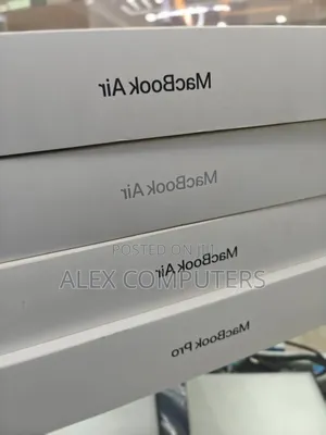 New Laptop Apple MacBook 36GB Apple M5 Pro SSD 2T
