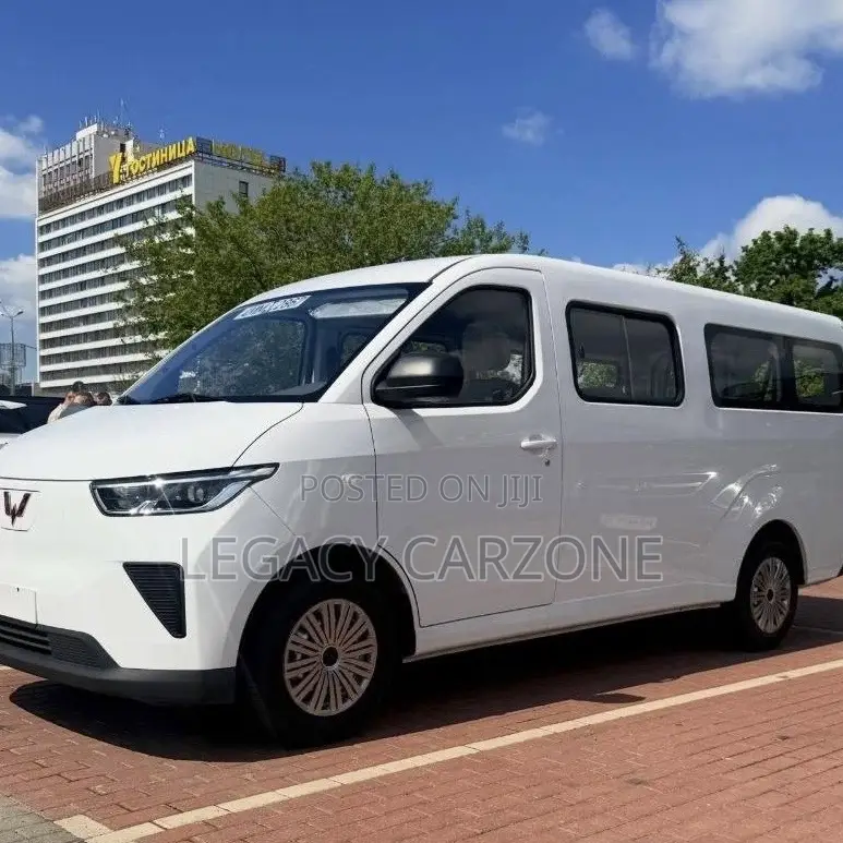Wuling EV80 2025 White
