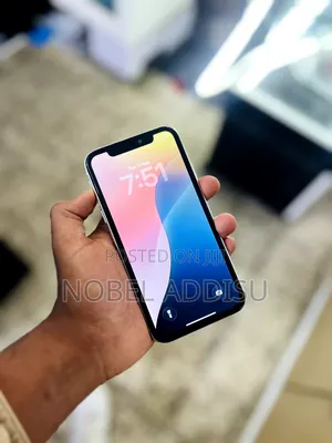 Apple iPhone 11 64 GB White