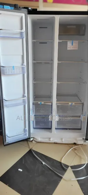 Hisense Side by Side Refrigerator