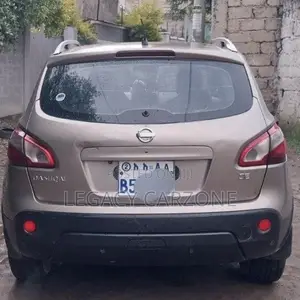 Nissan Qashqai 2012
