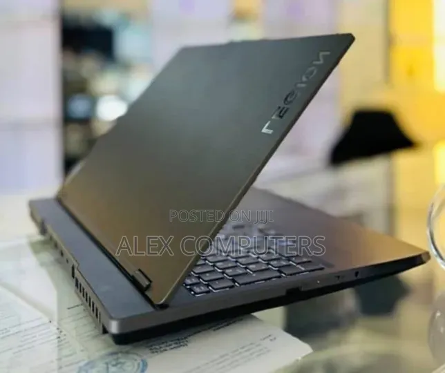 New Laptop Lenovo Legion 5 16GB AMD Ryzen 7 SSD 1T