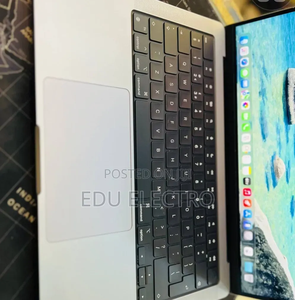 New Laptop Apple MacBook Pro 2021 M1 16GB Apple M1 Pro SSD 512GB
