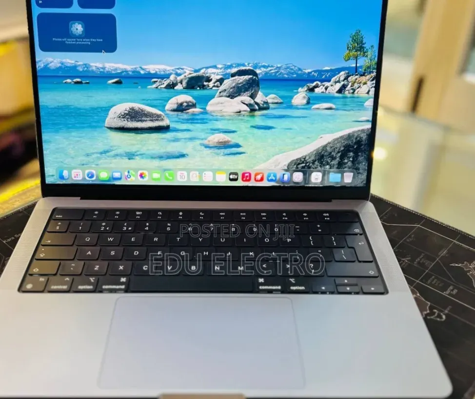 New Laptop Apple MacBook Pro 2021 M1 16GB Apple M1 Pro SSD 512GB