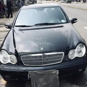 Mercedes-Benz C-Class 2003 Black