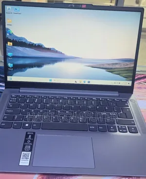 New Laptop Lenovo Ideapad 3 8GB Intel Core i5 SSD 512GB
