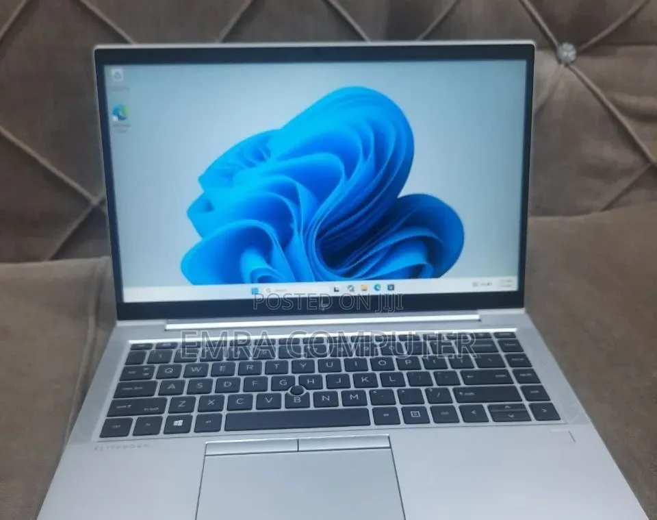 New Laptop HP EliteBook 840 G8 16GB Intel Core i7 SSD 512GB