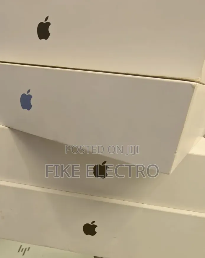 New Laptop Apple MacBook Pro 2025 M5 36GB Apple M5 Pro SSD 2T