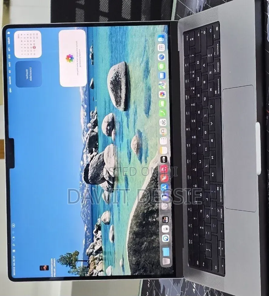 New Laptop Apple MacBook Pro 2021 M1 32GB Apple M1 Pro SSD 512GB