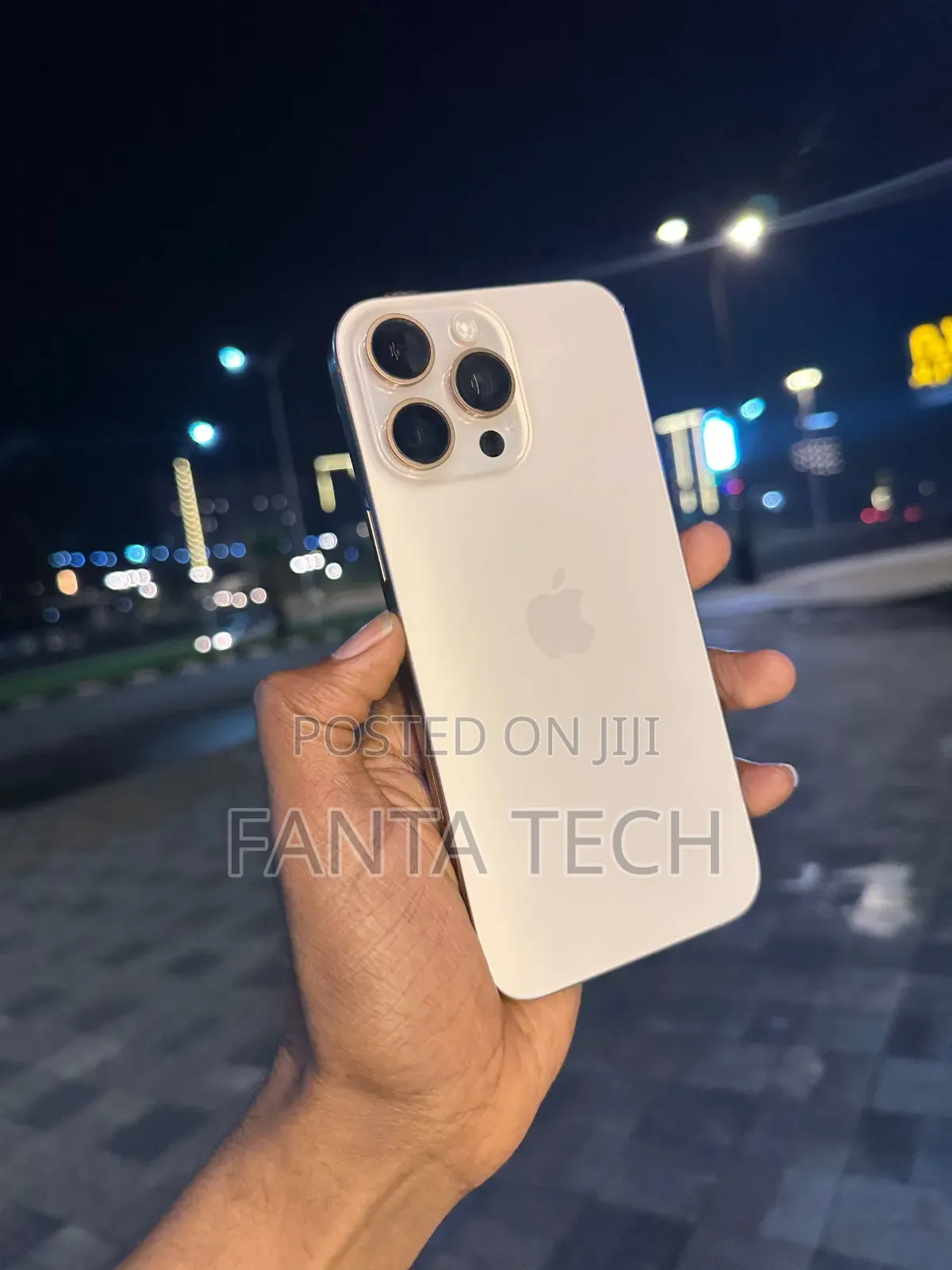 New Apple iPhone 16 Pro Max 256 GB Gold