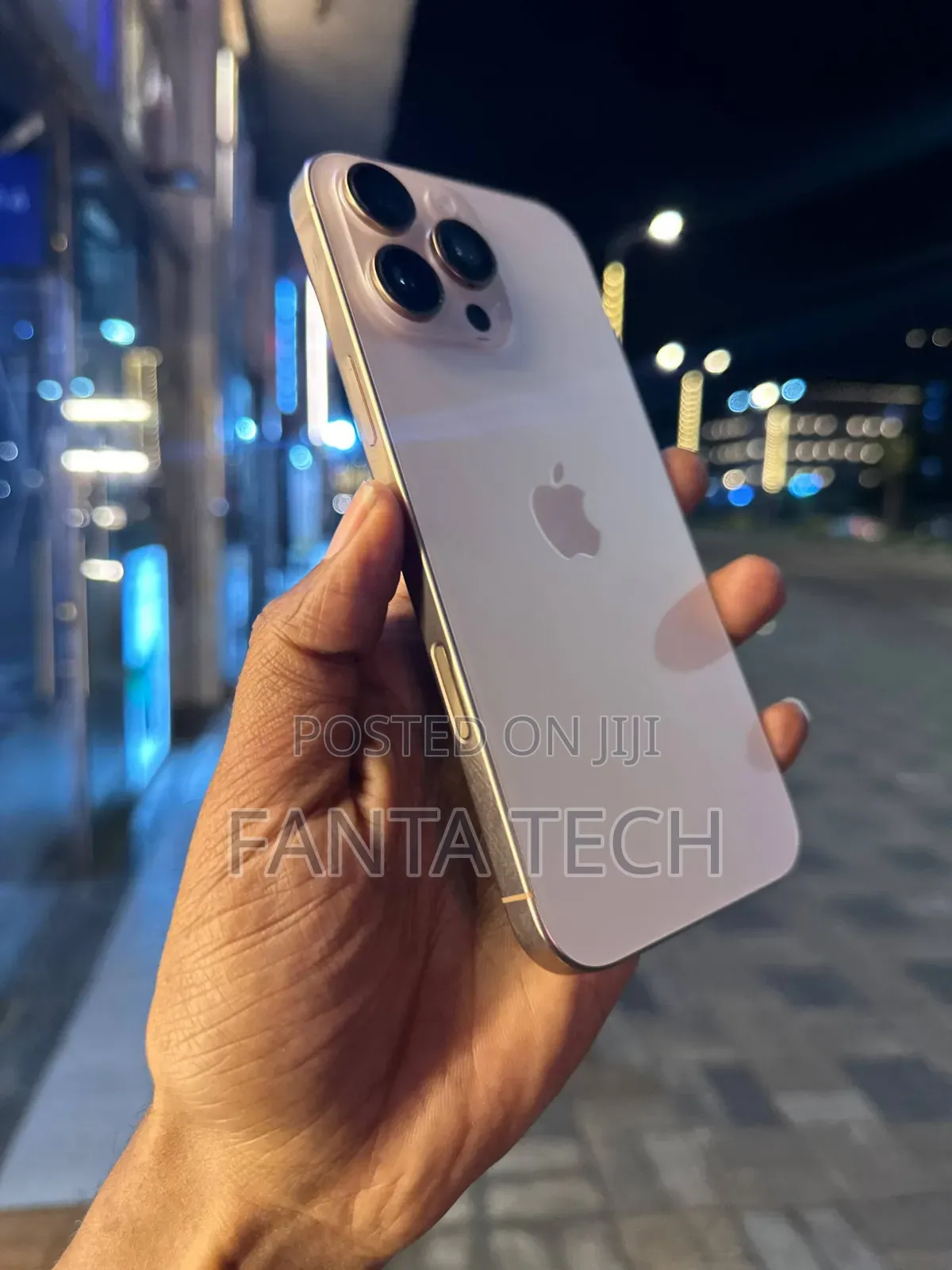 New Apple iPhone 16 Pro Max 256 GB Gold