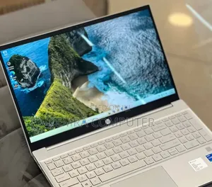 New Laptop HP 16GB Intel Core i5 SSD 512GB