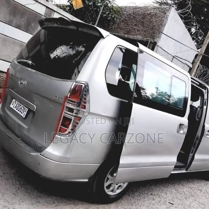 Hyundai Starex 2013 Silver