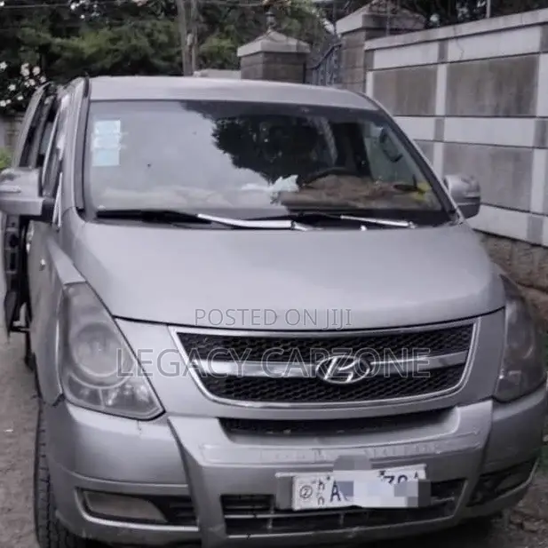Hyundai Starex 2013 Silver
